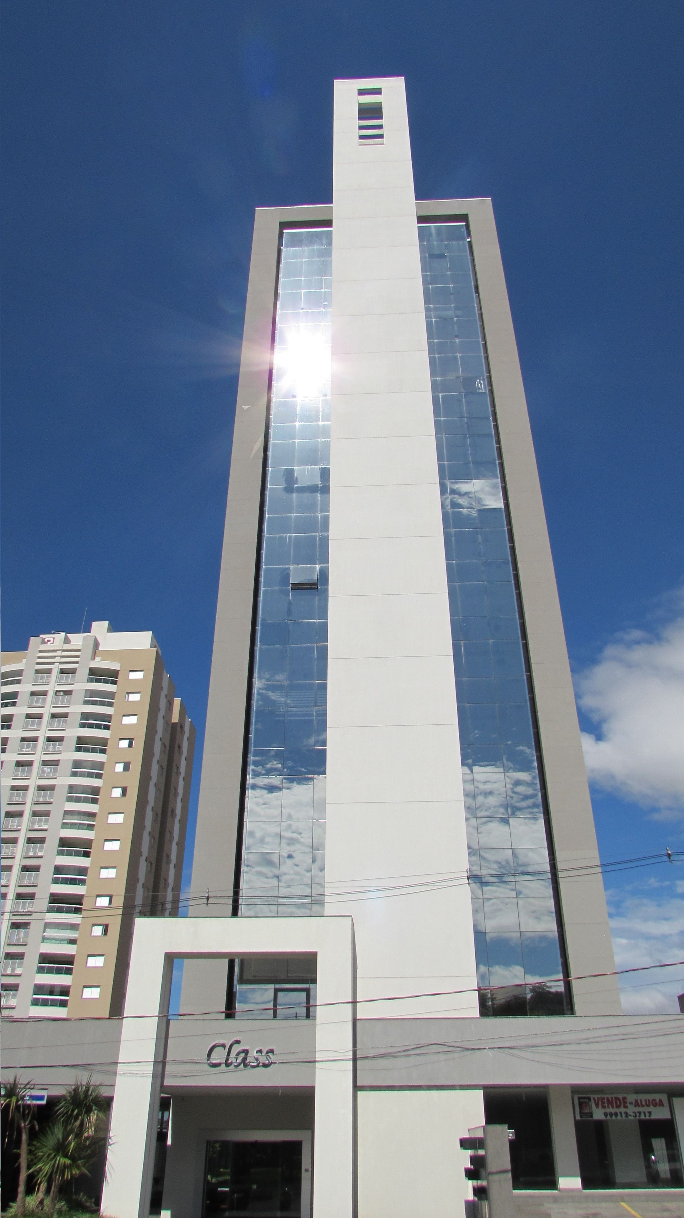 Fachada do 'Edifício Class Tower Business' - 1 de 2